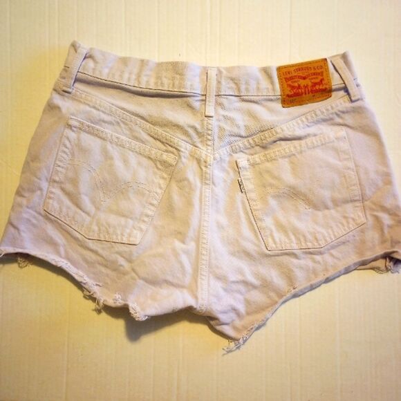 - Levi's 501 button fly cut off lavender denim shorts - Picture 1 of 7